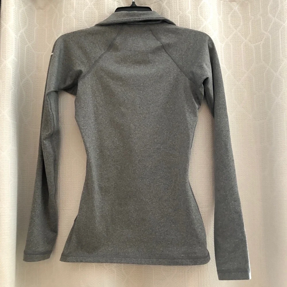 Warm Nike 1/2 zip pullover